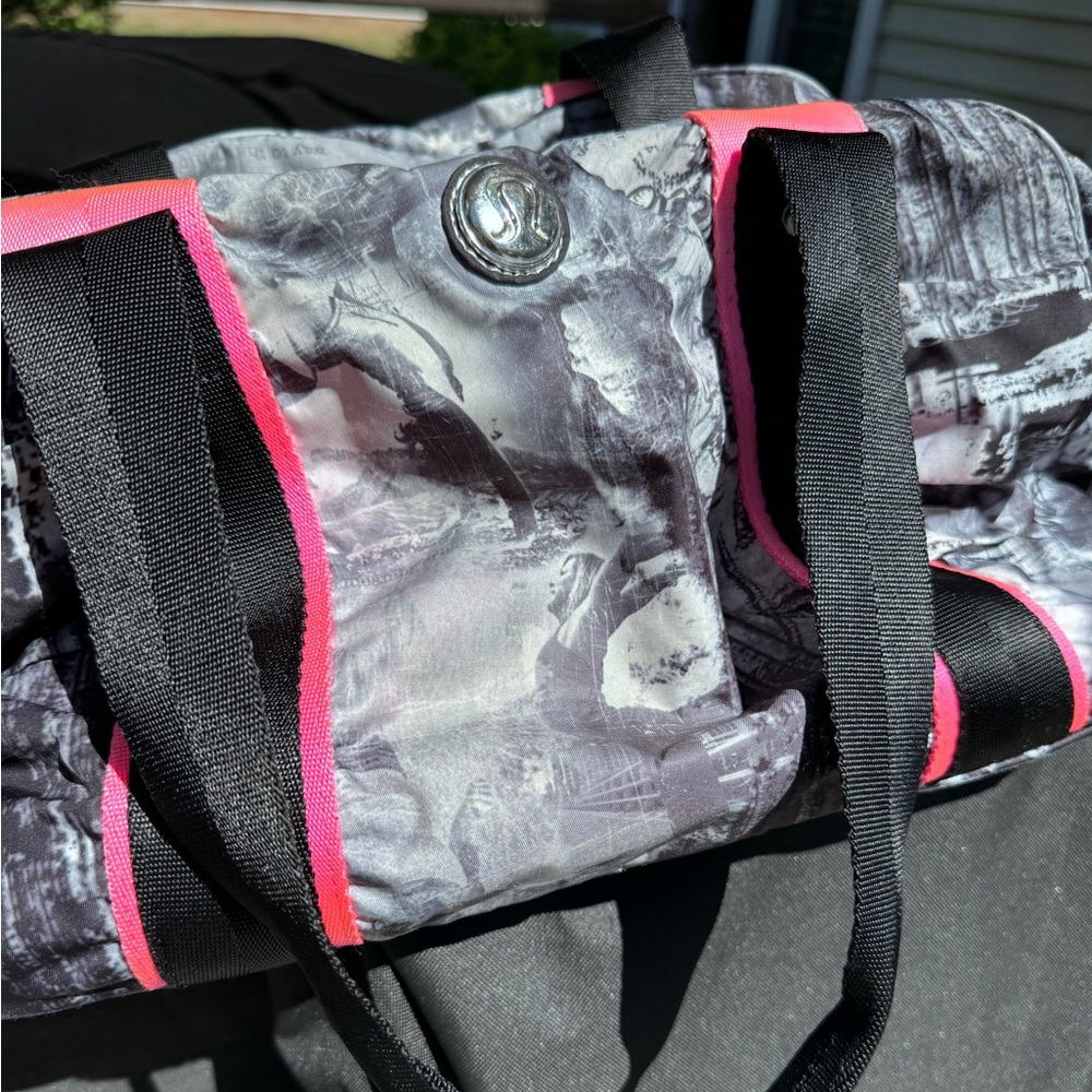 Lululemon duffel bag